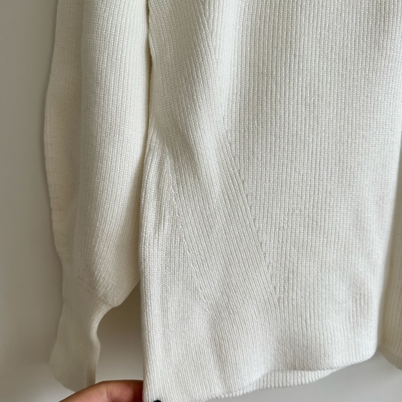 New Ann Taylor White sweater XXSP - Picture 3 of 5